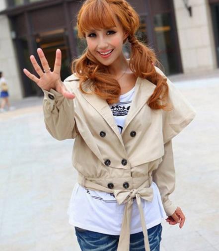 秋款娃娃领短款斗篷怎么搭配:彰显时尚浪漫甜美风 秋款娃娃领短款斗篷怎么搭配:彰显时尚浪漫甜美风