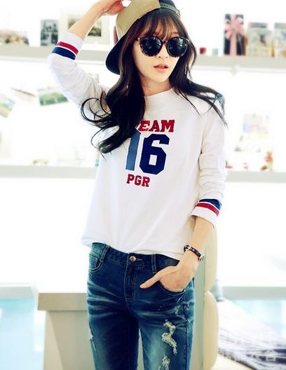 伞裙搭配娃娃脸刺绣雪纺衫:新潮雪纺衫分享(图) 伞裙搭配娃娃脸刺绣雪纺衫:新潮雪纺衫分享(图)