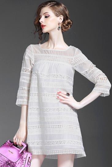 伞裙搭配娃娃脸刺绣雪纺衫：新潮雪纺衫分享（图）