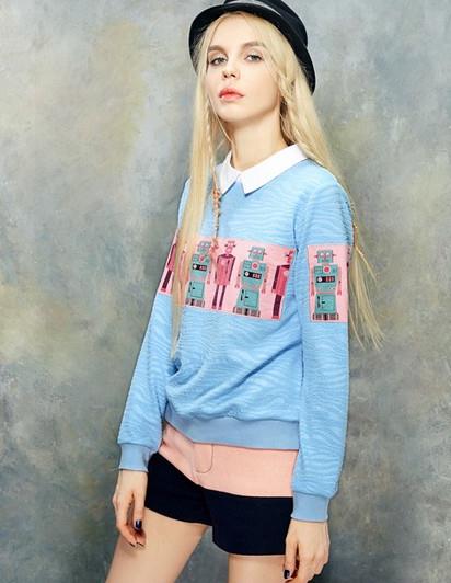 怎样搭配宽松圆领印花卫衣：5款卫衣打造简约休闲范