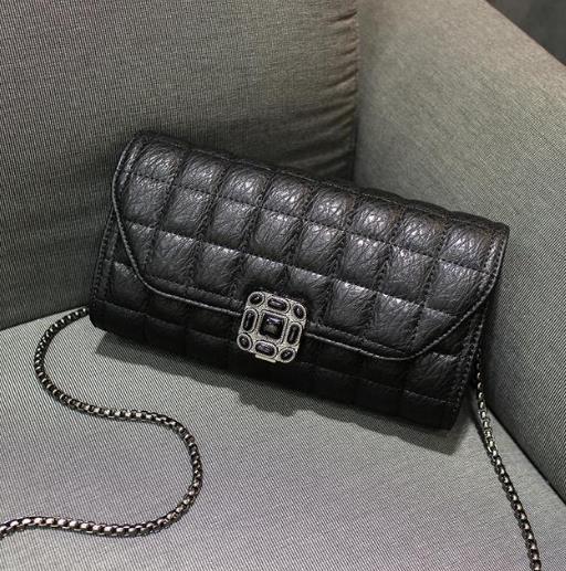 2017新款菱格斜挎链条包：优雅时尚链条包推荐（图）