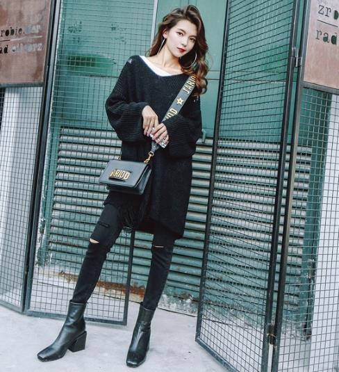 板鞋搭配宽松套头长款毛衣裙:打造简约气质(图) 板鞋搭配宽松套头长款毛衣裙:打造简约气质(图)