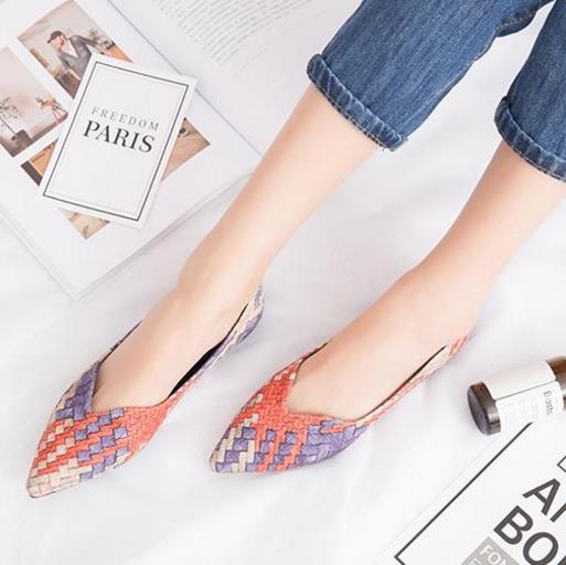 2017新款平底单鞋浅口瓢鞋:洋气舒适更显长腿(图) 2017新款平底单鞋浅口瓢鞋:洋气舒适更显长腿(图)