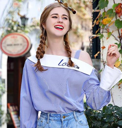 2017新款一字领露肩雪纺衫：彰显温婉迷人甜美范