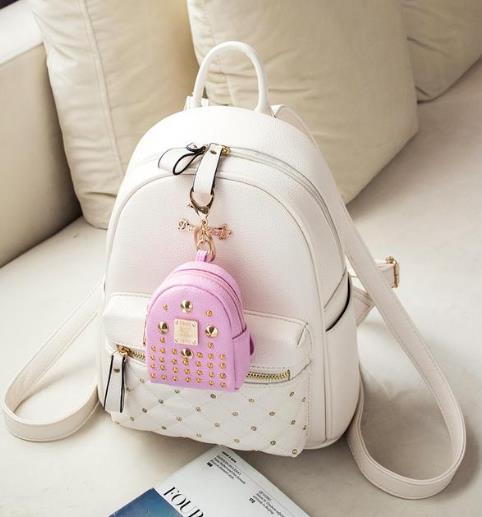 小巧可爱双肩包怎么搭配：4款双肩包轻松赚满回头率