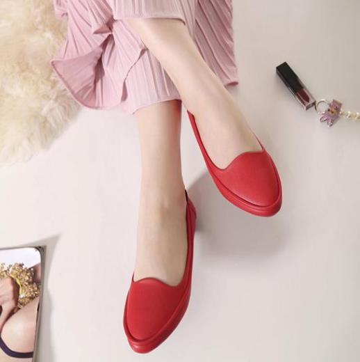 2017新款软底豆豆鞋搭配：时尚女鞋豆豆鞋推荐（图)