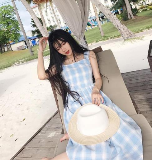 棉麻无袖格子连衣裙怎么搭配鞋子：文艺范十足（图）