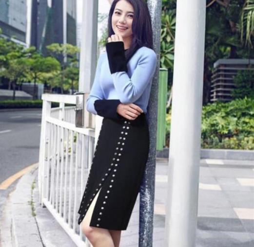 明星同款兔绒毛衣套装搭配:简约大方套装分享(图) 明星同款兔绒毛衣套装搭配:简约大方套装分享(图)