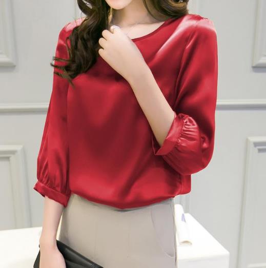 这5款圆领桑蚕丝短袖衬衫:彰显性感成熟女人味 这5款圆领桑蚕丝短袖衬衫:彰显性感成熟女人味