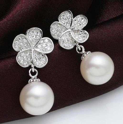 雪花灰色贝珠耳饰怎么搭配：4款时尚耳饰推荐（图）