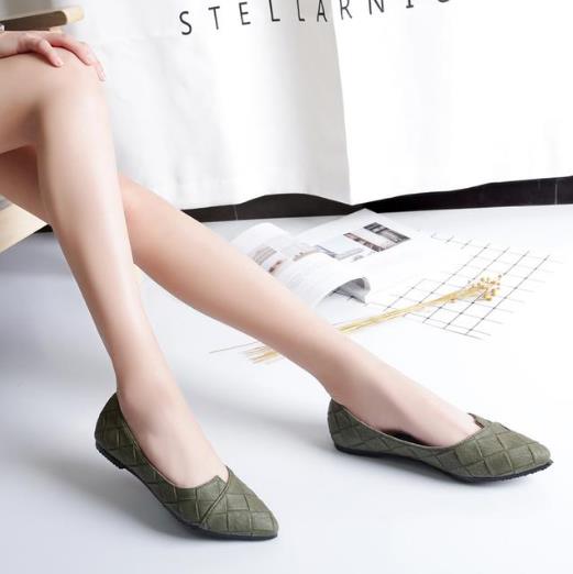 2017新款平底瓢鞋的多种搭配:洋气舒适更显长腿 2017新款平底瓢鞋的多种搭配:洋气舒适更显长腿