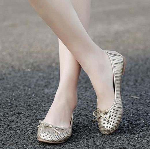 2017新款平底瓢鞋的多种搭配：洋气舒适更显长腿