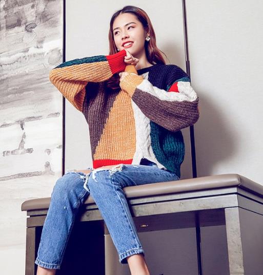 撞色针织衫怎么搭配：个性十足针织衫推荐（图）