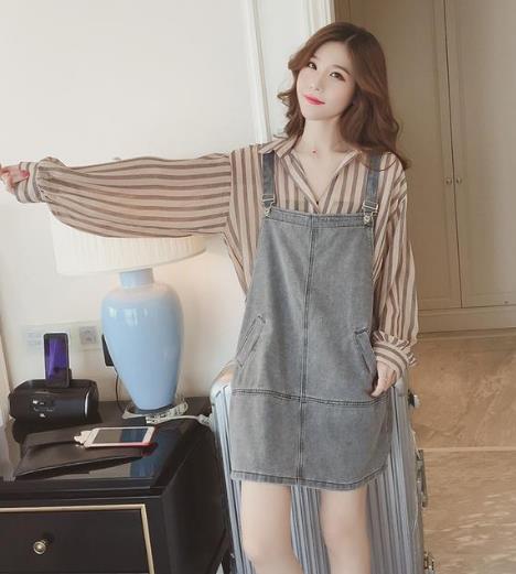 5款减龄扮嫩的条纹背带裙:让女人的年龄成为秘密 5款减龄扮嫩的条纹背带裙:让女人的年龄成为秘密