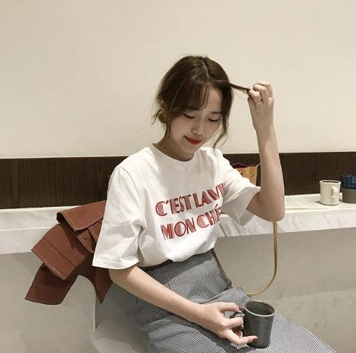 显白透气的卡通超人印花圆领T恤:清凉又时髦(图) 显白透气的卡通超人印花圆领T恤:清凉又时髦(图)