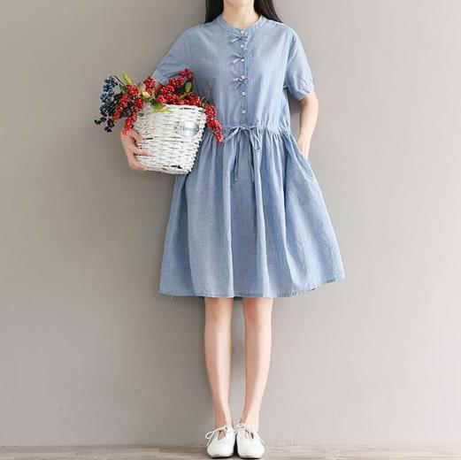 清新条纹棉麻连衣裙搭配：6款演绎复古棉麻风（图）