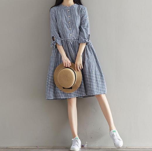 清新条纹棉麻连衣裙搭配：6款演绎复古棉麻风（图）