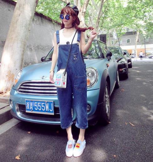 2017流行文艺背带裤+阔腿裤组合：超级减龄显瘦