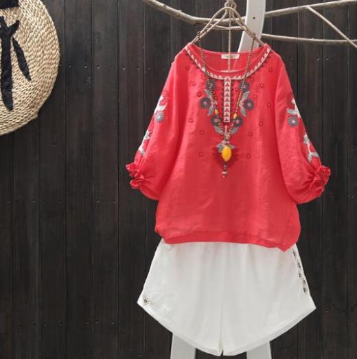 夏季新品刺绣棉麻短袖套头上衣：简约又俏皮（图）