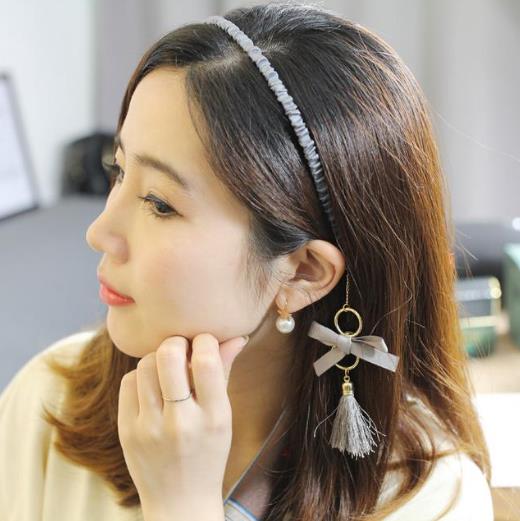 今年流行假耳环发箍：还能当耳环用，真美（图）