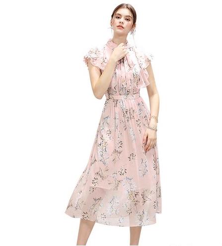 喇叭袖连衣裙：这样穿喇叭袖连衣裙一定耐看不俗气(图)