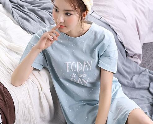 2017复古一字领两穿睡裙：女装新款睡裙推荐（图）