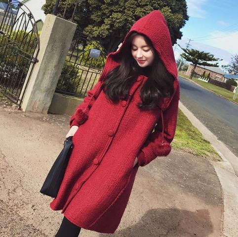 纯色长袖针织衫如何搭配外套 打造时尚优雅范 纯色长袖针织衫如何搭配外套 打造时尚优雅范