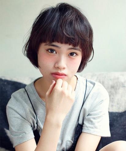 蘑菇头发型示范 打造百变风格（图）