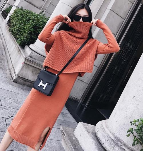 新年怎么穿:优雅性感包臀裙套装就足以震慑全场 新年怎么穿:优雅性感包臀裙套装就足以震慑全场