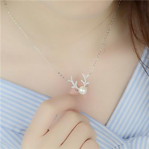 解锁时髦新功能：让项链占领你的美（图）