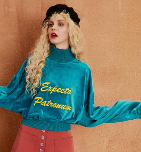 潮人都爱的卫衣混搭风 时髦卫衣穿出新花样