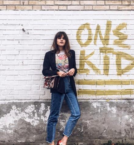 衣橱必备牛仔裤：牛仔裤怎么搭都是时髦精