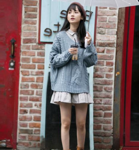 中长款毛衣搭配时髦又保暖：一秒变女神（图）