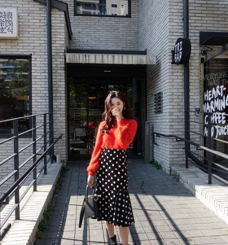 腰粗的女生要怎么穿衣服才能显瘦一些呢(图) 腰粗的女生要怎么穿衣服才能显瘦一些呢(图)