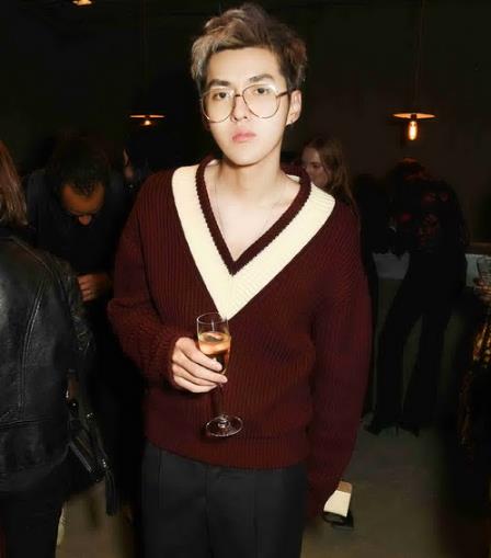 明星同款金丝边眼镜成热潮（图）