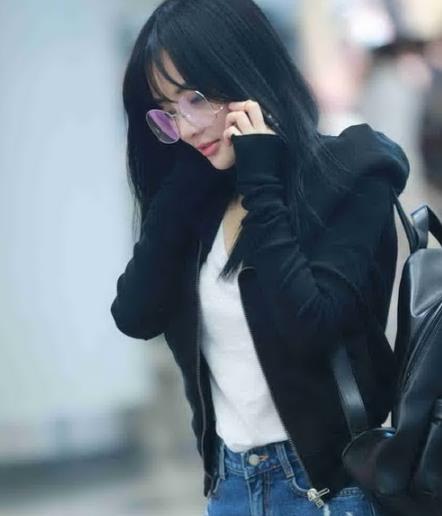 明星同款金丝边眼镜成热潮（图）