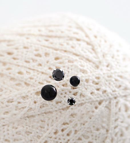 一颗简约耳钉的装饰 彰显女性优雅魅力（图）