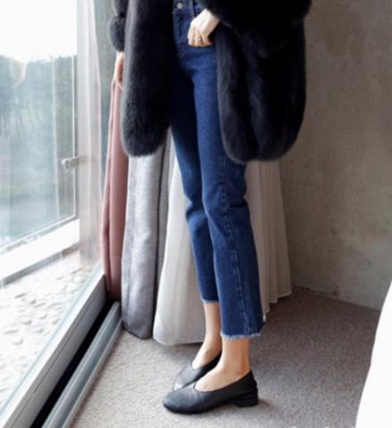 牛仔裤怎么搭都是时髦精：牛仔裤搭配示范