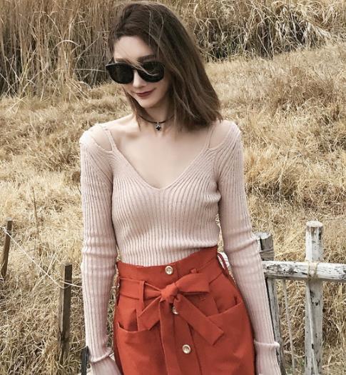 冬日里美出天际的必备单品：时髦针织衫推荐（图）