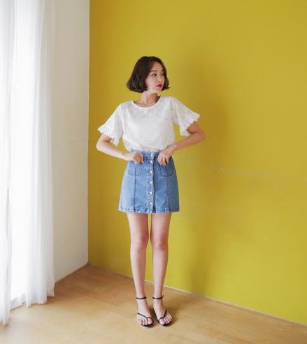 小个子秒变大长腿 牛仔半身裙的多种搭配分享