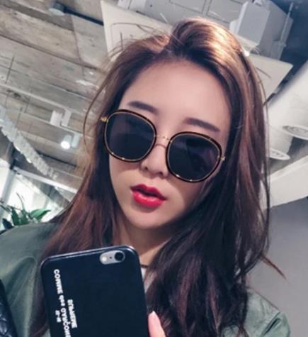 如何用墨镜来吸睛 时尚达人带你玩转墨镜（图）