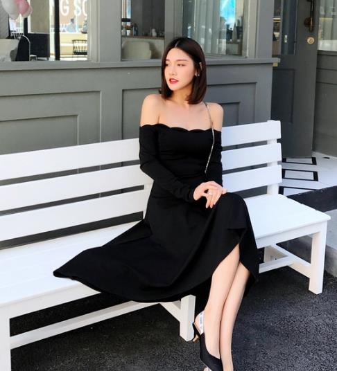 小黑裙的多种搭配让你年会与众不同（图）