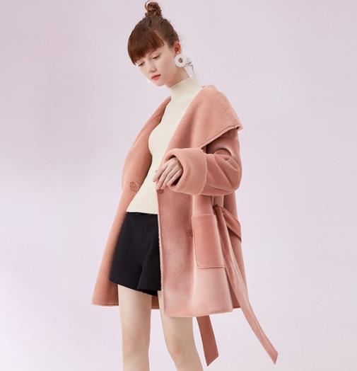 针织衫怎么搭配才好看 5款针织衫彰显文艺范