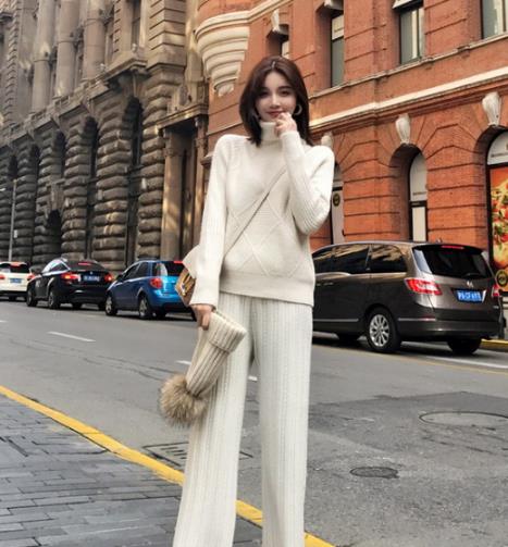 深冬必备:保暖时尚毛衣的多种搭配示范(图) 深冬必备:保暖时尚毛衣的多种搭配示范(图)