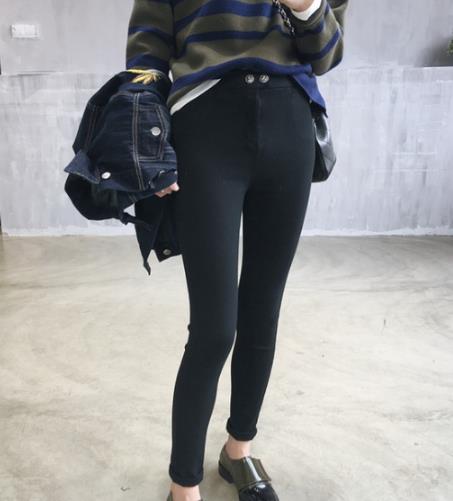 女神的诞生 冬季显瘦打底裤不能少（图）