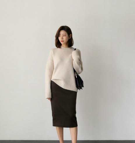 毛衣怎么搭配好看 2018韩国流行毛衣最美搭配