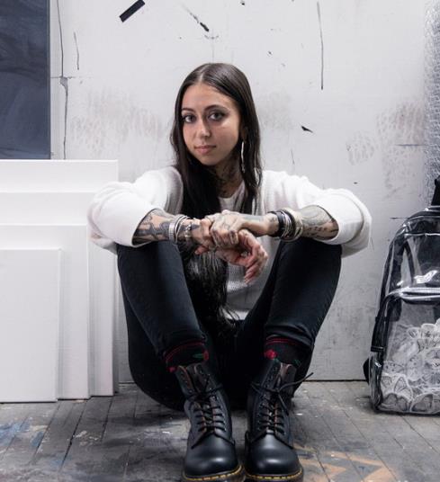 深受年轻人喜爱的马丁靴 甜美酷帅由你（图）