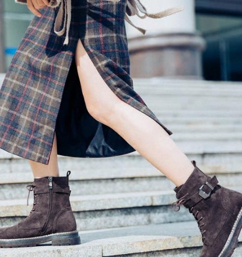 深受年轻人喜爱的马丁靴 甜美酷帅由你（图）