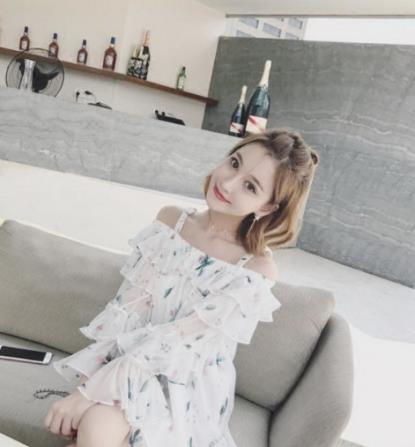 2018早春微胖女生穿搭示范：女神力爆棚