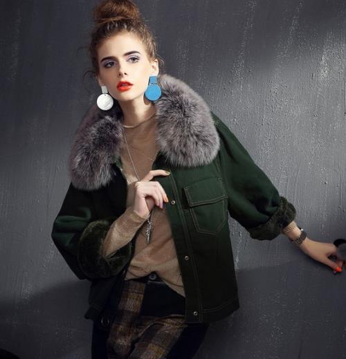 要风格百变 为什么不来一件牛仔外套试试呢（图）